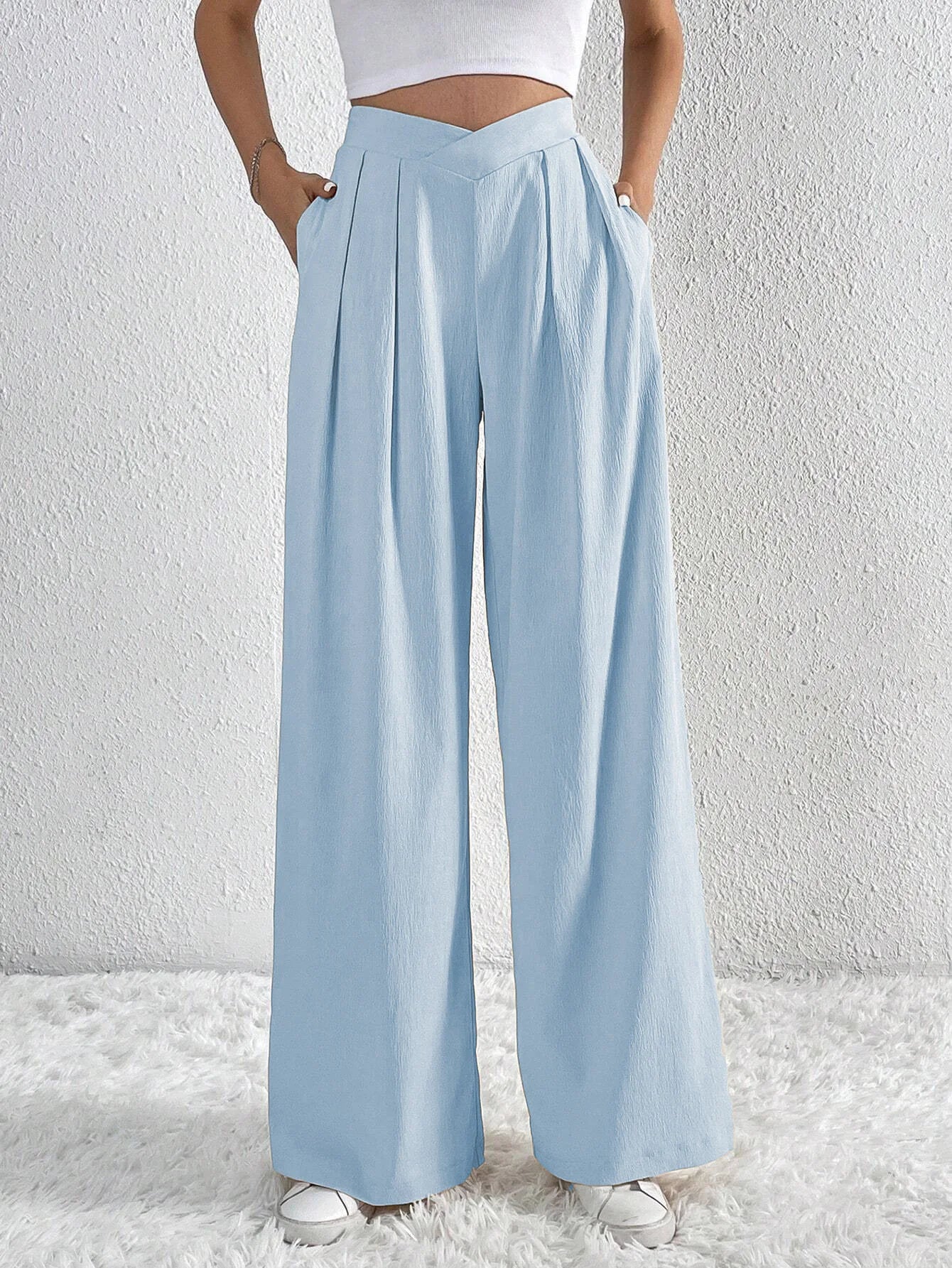 LORENA WEITE STOFFHOSE MIT HIGH-WAIST UND FALTENDETAIL