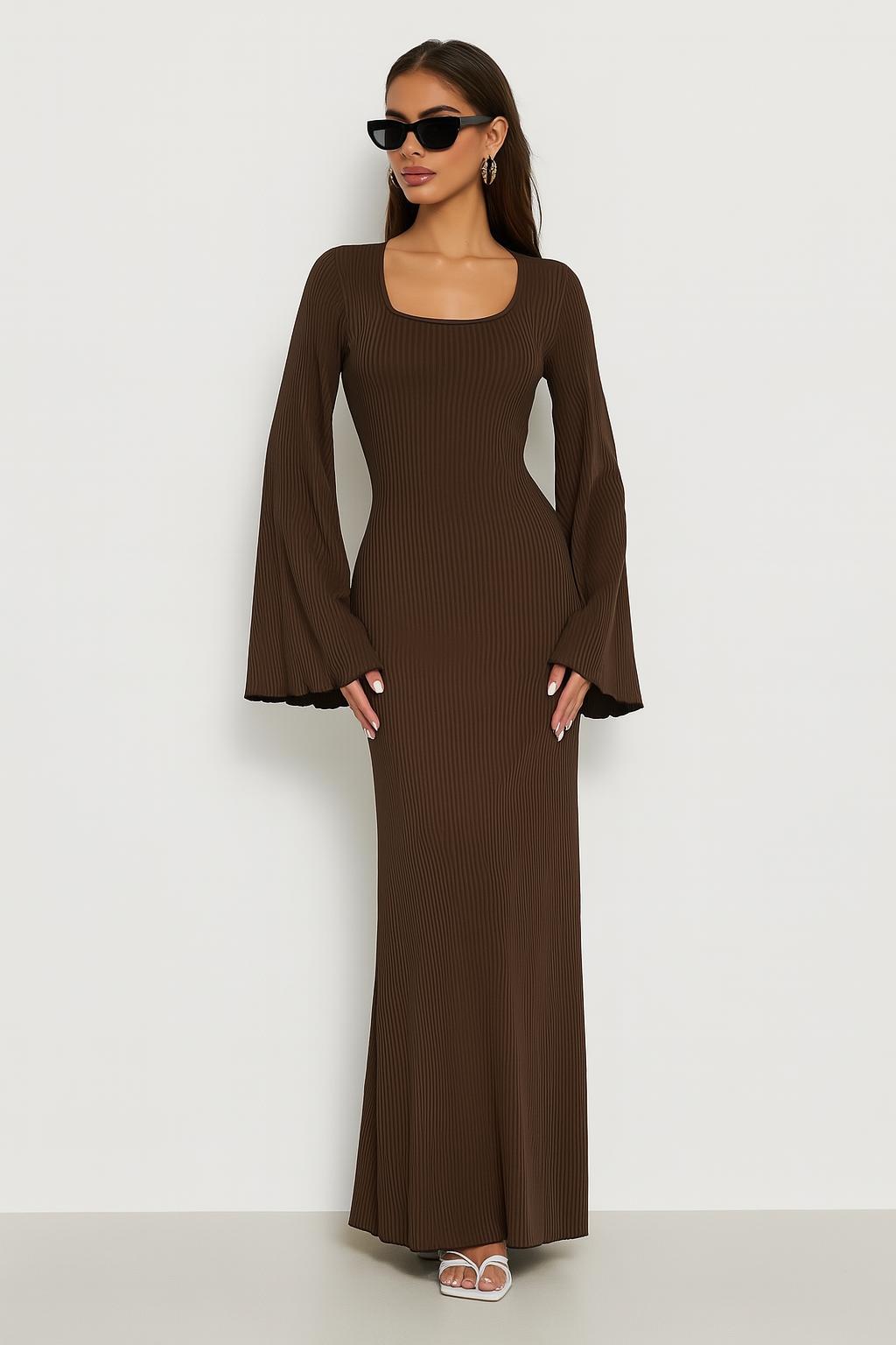 ISALINA LANG – ELEGANTES UND TRENDIGES DAMENKLEID FÜR JEDEN ANLASS