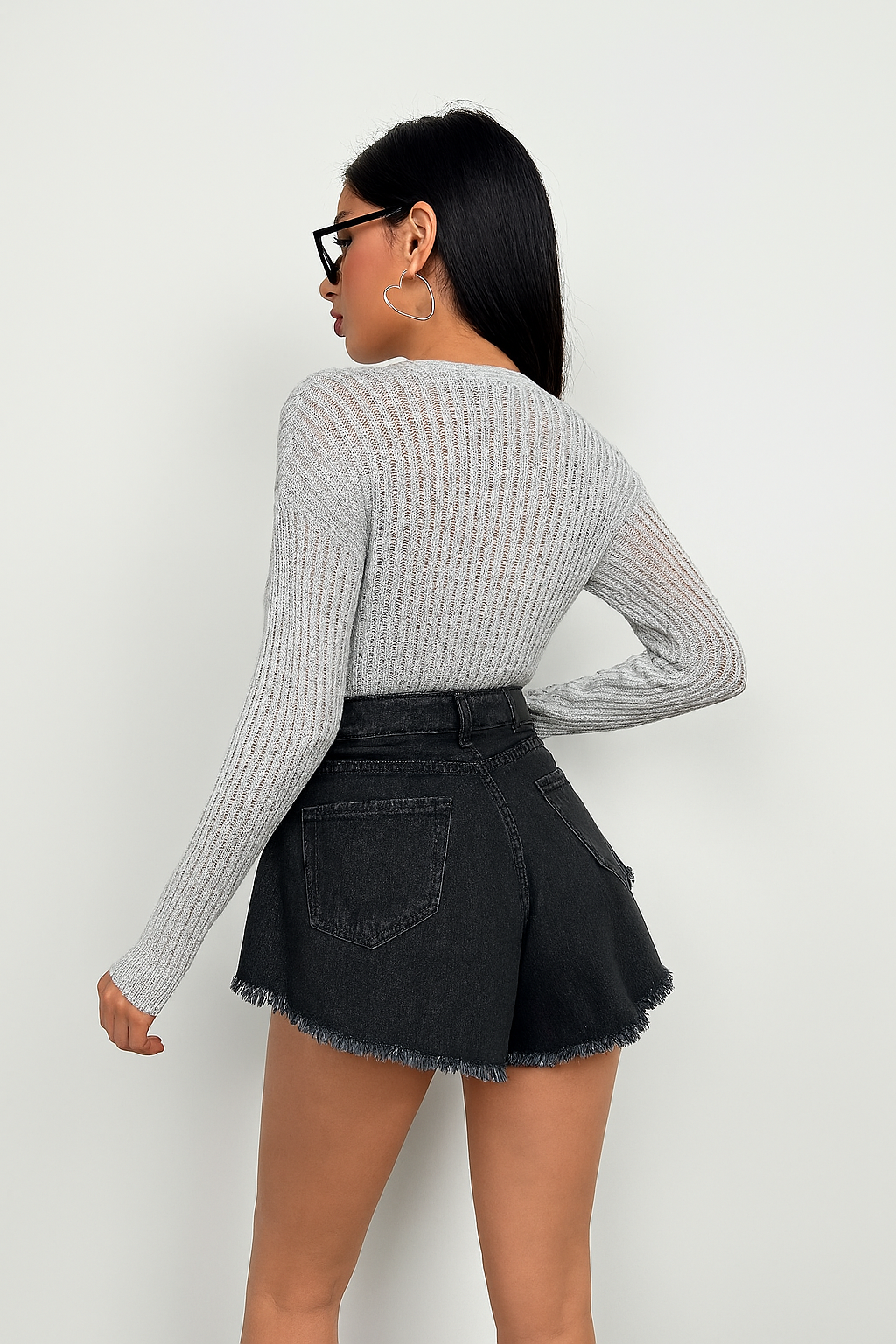 LEONA BLUSE – DAMENBLUSE MIT TRANSPARENTER STRUKTUR ELEGANZ MIT LANGEN ÄRMELN