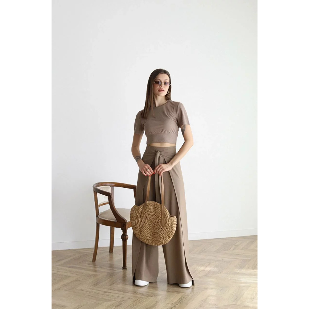 DAMENHOSE MIT SCHÜRZENKRAWATTE