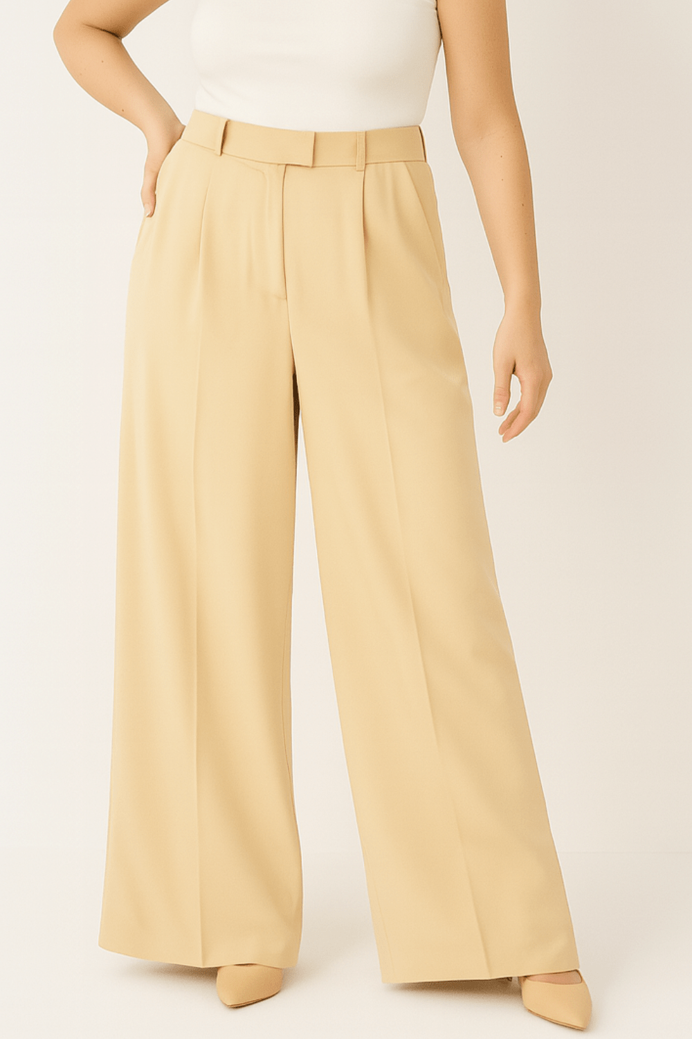 ADA ANZUGHHOSE MIT WEITEM BEIN UND BUNDFALTEN
