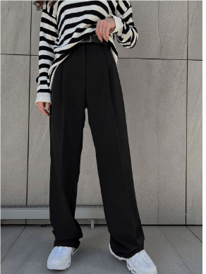 AUDRA WEIT GESCHNITTENE STOFFHOSE MIT HOHEM BUND UND BEINWEITE
