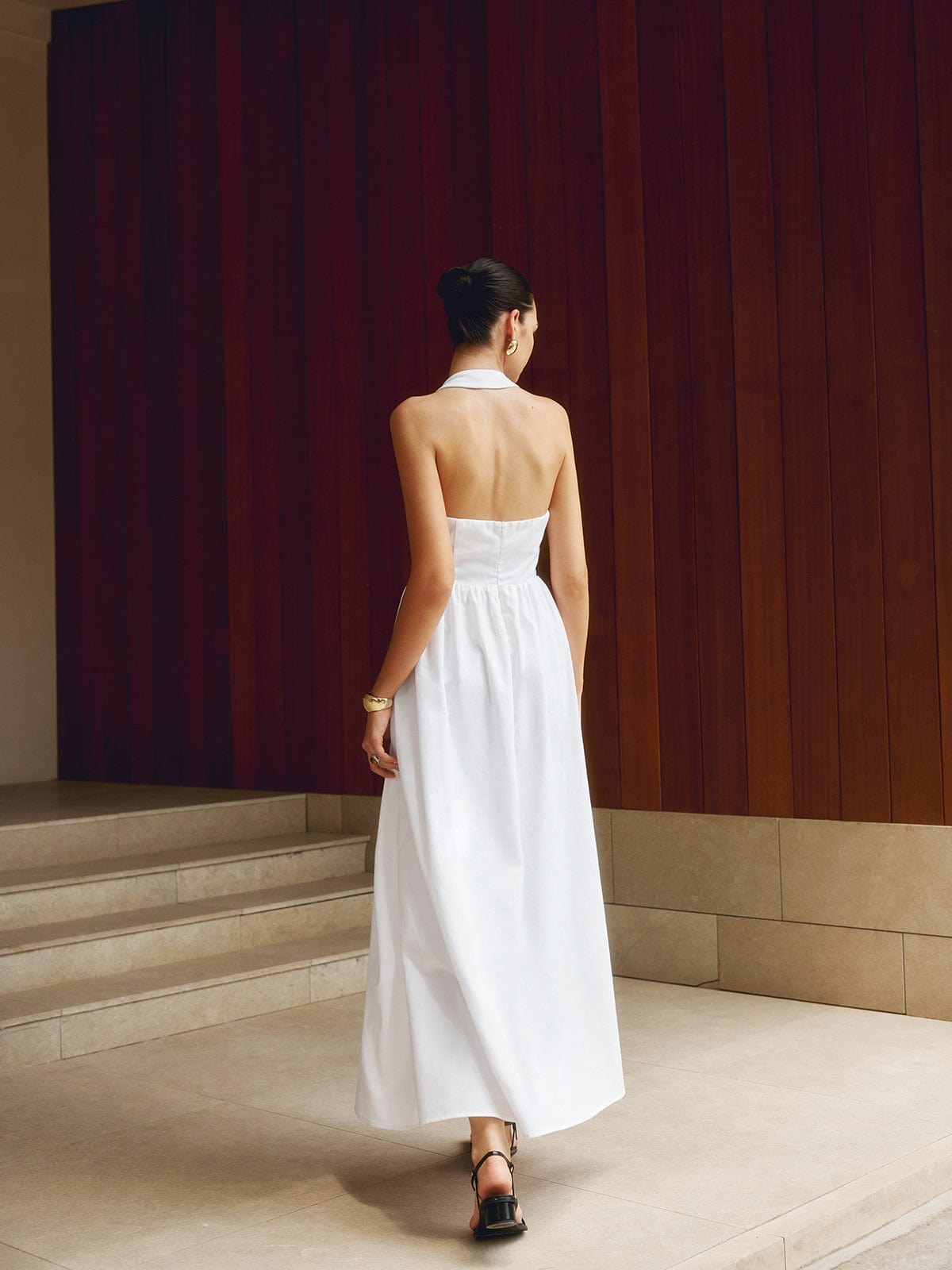 LEONORA MAXIKLEID – EIN RAFFINIERTES RÜCKENFREIES SOMMERKLEID FÜR FRAUEN
