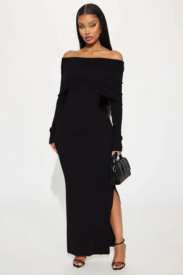 YARA STRICKKLEID – SCHULTERFREIES KLEID MIT SCHLITZ FÜR ELEGANZ UND LEICHTIGKEIT ZU JEDEM ANLASS
