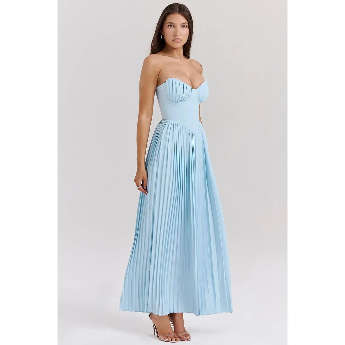 ELVIRA STRANDKLEID – LUXURIÖSES SCHULTERFREIES MAXIKLEID FÜR DAMEN