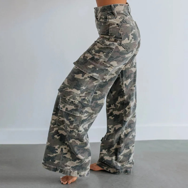 RILEY CARGOHOSE – CAMOUFLAGE-HOSE MIT WEITEM BEIN UND TASCHEN