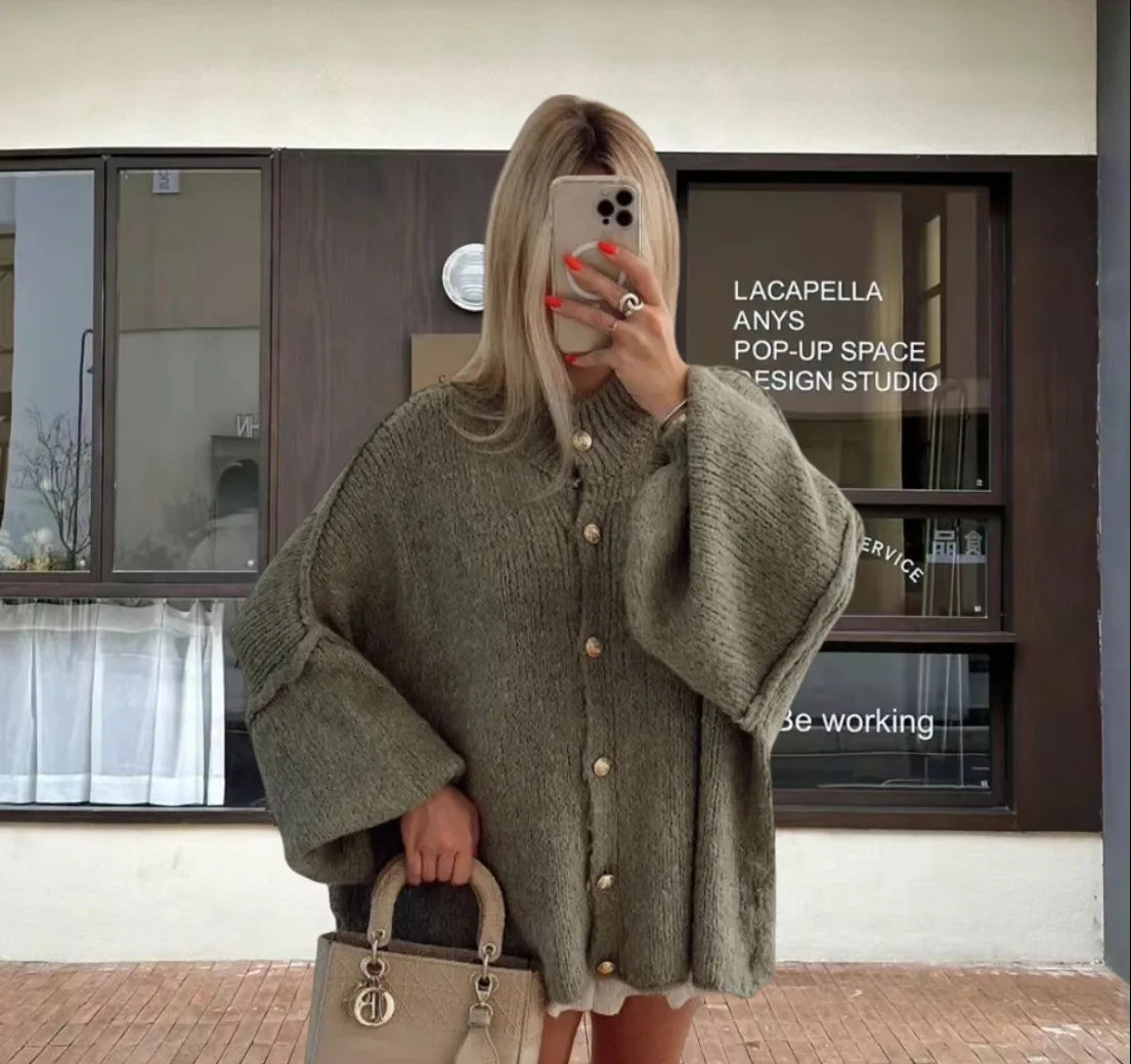 ELENORA CARDIGAN – ELEGANTE STRICKJACKE MIT PREMIUM-CHARAKTER