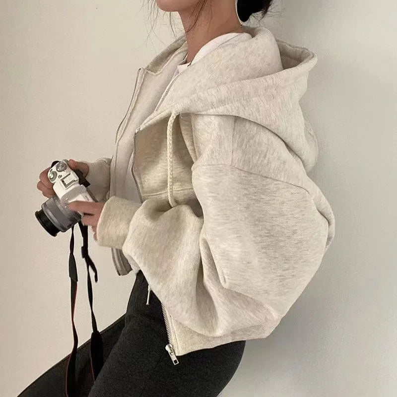 LILOU ZIP-HOODIE – OVERSIZE MIT KAPUZE UND KANGAROOTASCHE