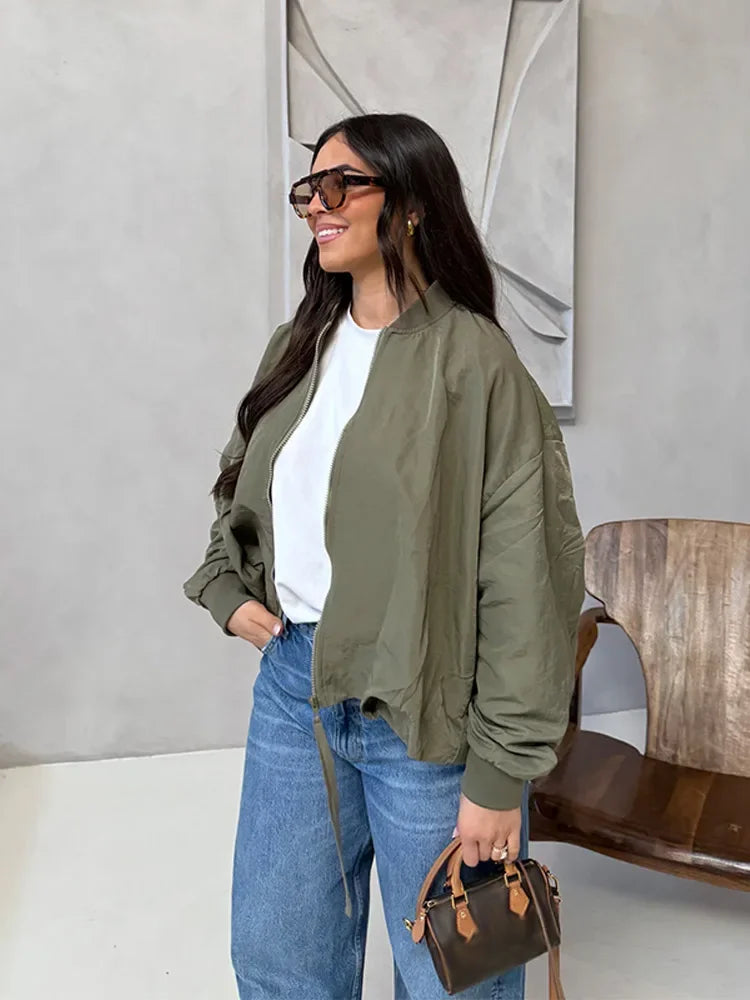 MAELLE BOMBERJACKE MIT STEHKRAGEN – KHAKI & OVERSIZED