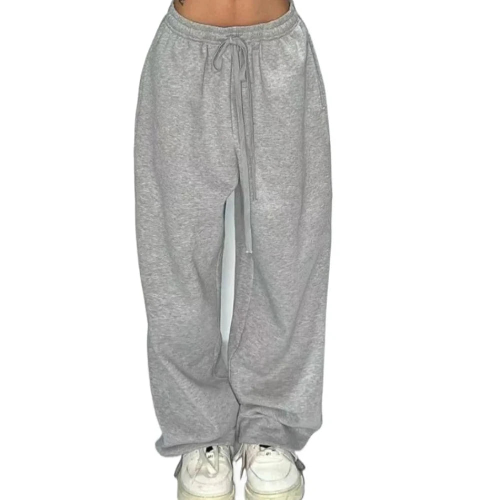 LENORA JOGGINGHOSE AUS POLYESTER – WEIT & BEQUEM