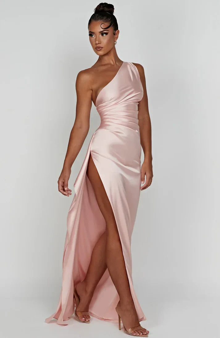 NOVALIE SATINKLEID – VIELSEITIGES, ELEGANTES UND BEQUEMES DAMENKLEID FÜR DEN SOMMER 2025