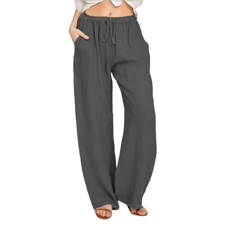 NAOMI HOSE – WEITE PREMIUM-PANTS MIT GERADER SILHOUETTE