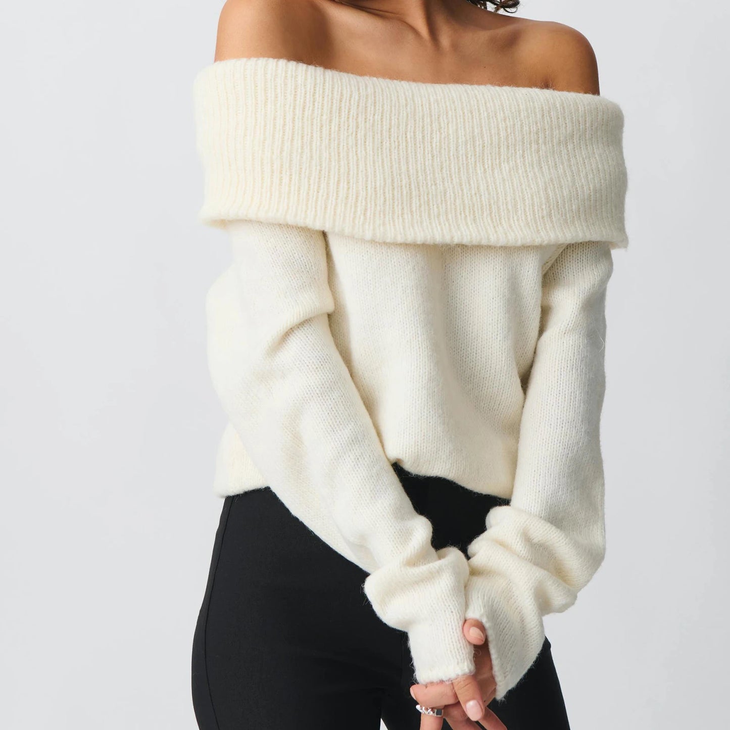 MARISE OFF-SHOULDER PULLOVER