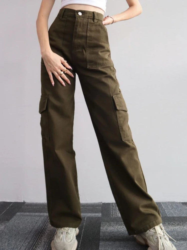 VERONA CARGOHOSE MIT WEITEM BEIN UND UTILITY-TASCHEN
