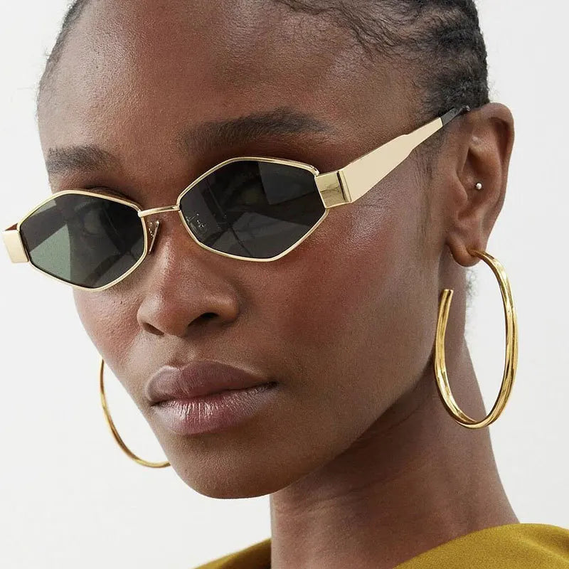 LIYANA SONNENBRILLE – UNISEX-SONNENBRILLE EINHEITSGRÖSSE KUNSTSTOFFRAHMEN RETRO-QUADRATISCHES DESIGN MIT UV-SCHUTZ