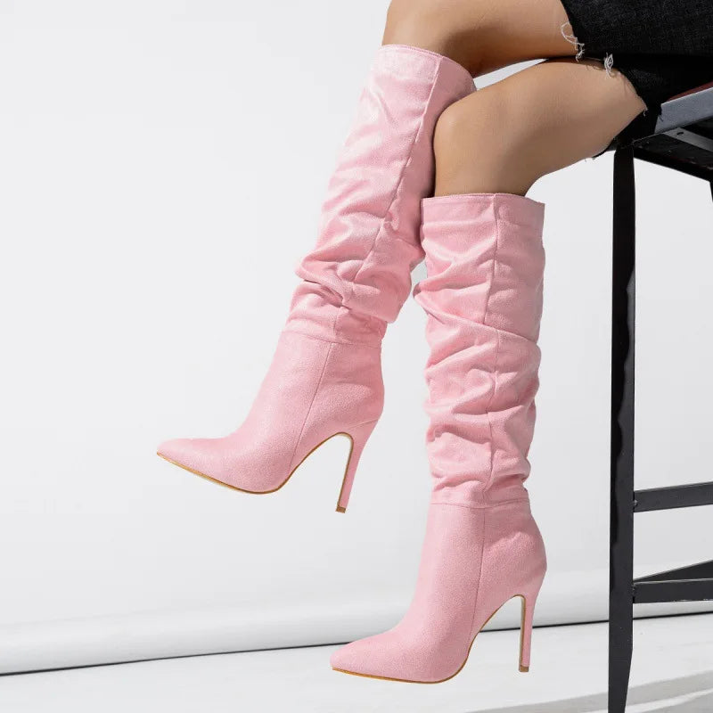 ISABELLA – KNIEHOHE STIEFELETTE MIT FALTENOPTIK & BLOCKABSATZ