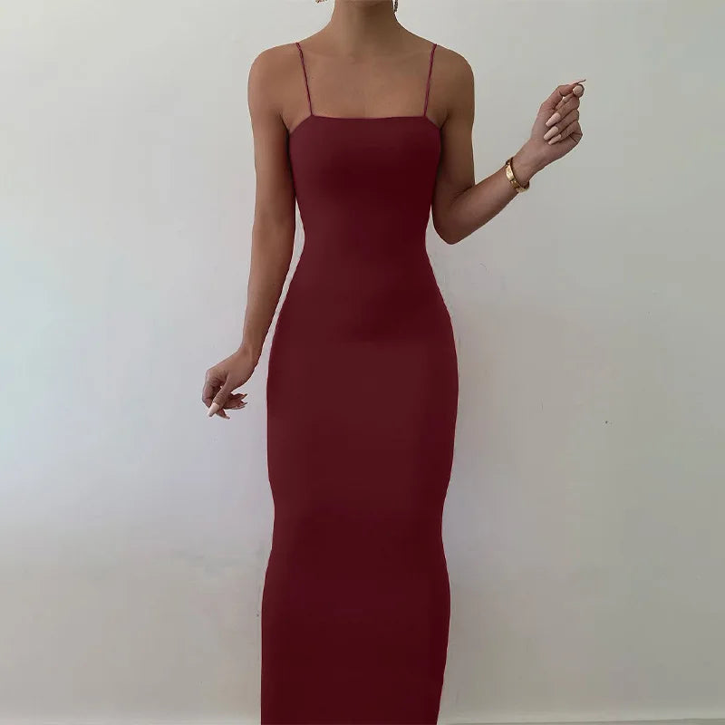 LÉA | MINIMALISTISCHES MIDI MIT SPAGHETTI-TRÄGERN