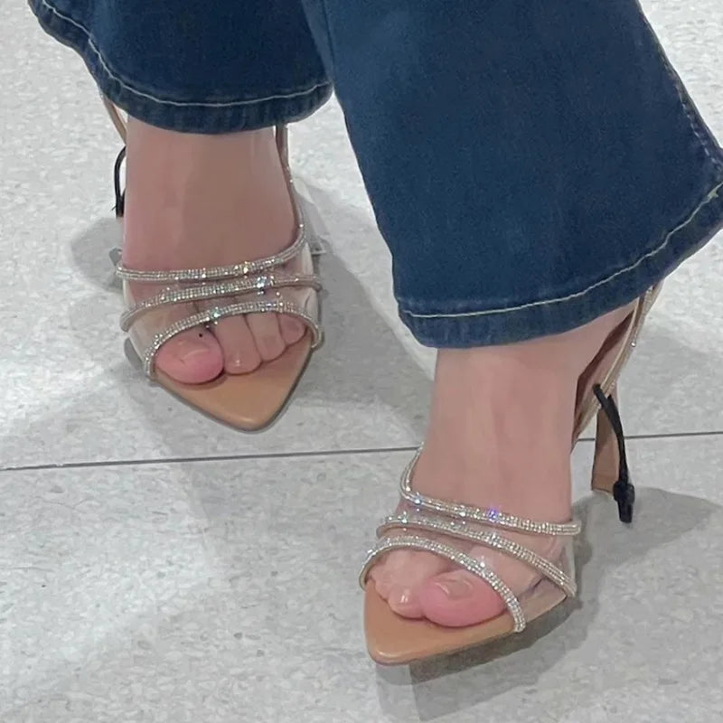 GIULIA HEELS | ELEGANTE HIGH HEELS MIT STRASSRIEMCHEN & DÜNNEM ABSATZ