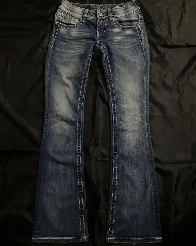 CATALINA DESIGNER-JEANS MIT STICKEREI UND PERFEKTEM SITZ