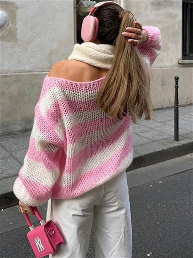 AMARA STRICKPULLOVER – OFF SHOULDER & STREIFEN-DESIGN