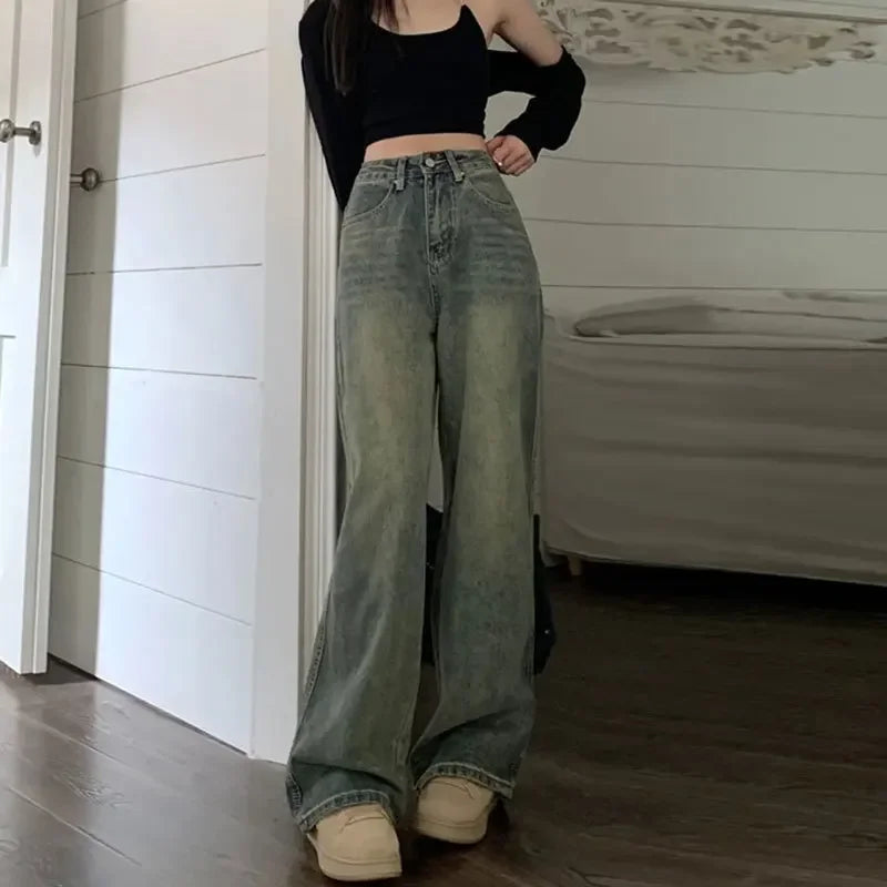 ZADORA JEANS MIT WEITEM BEIN IN RETRO BLUE WASH
