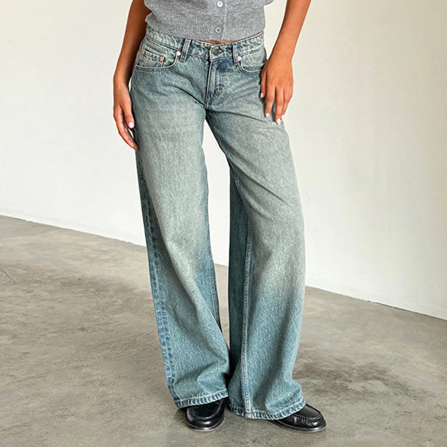 AVENIA SCHLAGHOSE – LOW-WAIST JEANSHOSE IM LOCKEREN Y2K STYLE