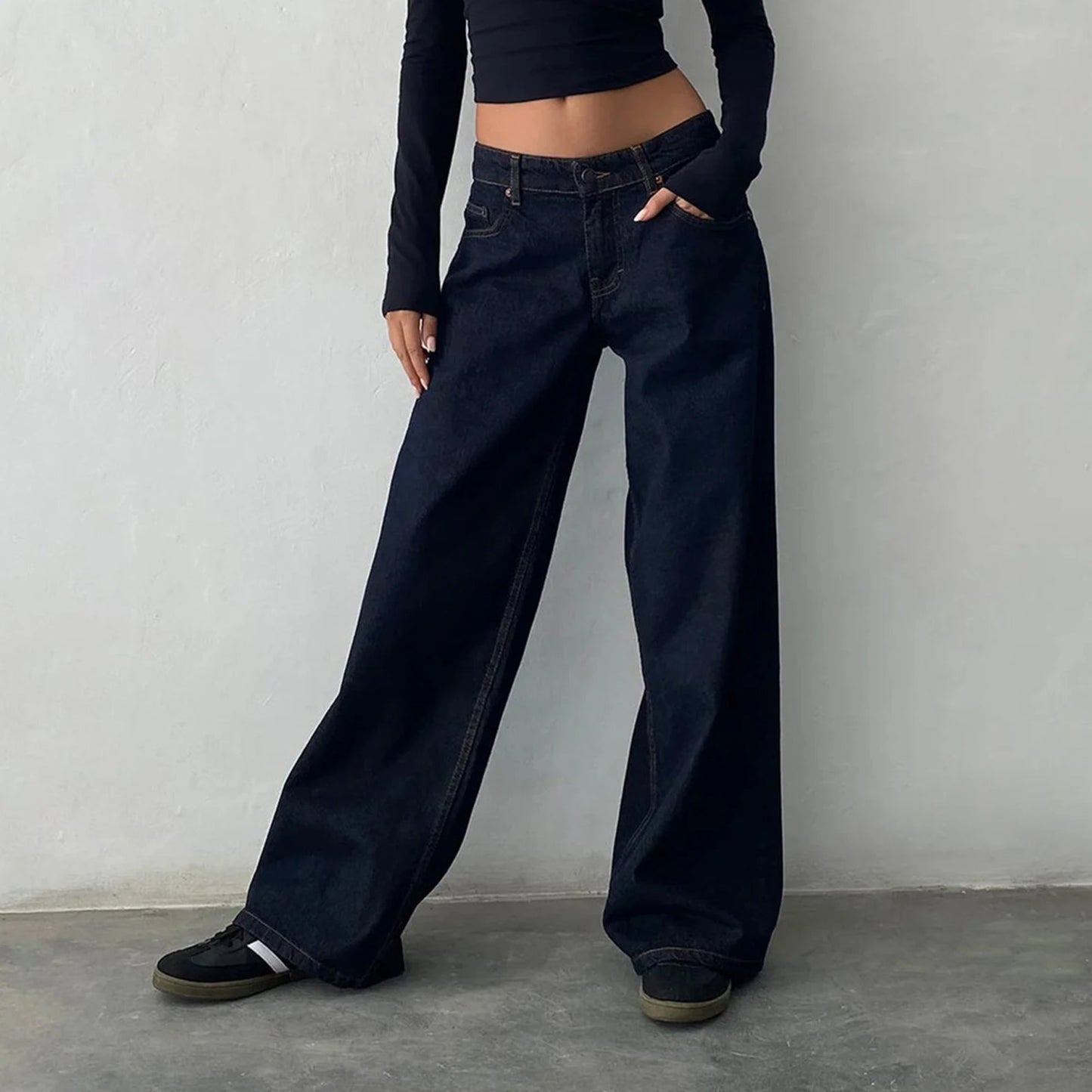 AVENIA SCHLAGHOSE – LOW-WAIST JEANSHOSE IM LOCKEREN Y2K STYLE