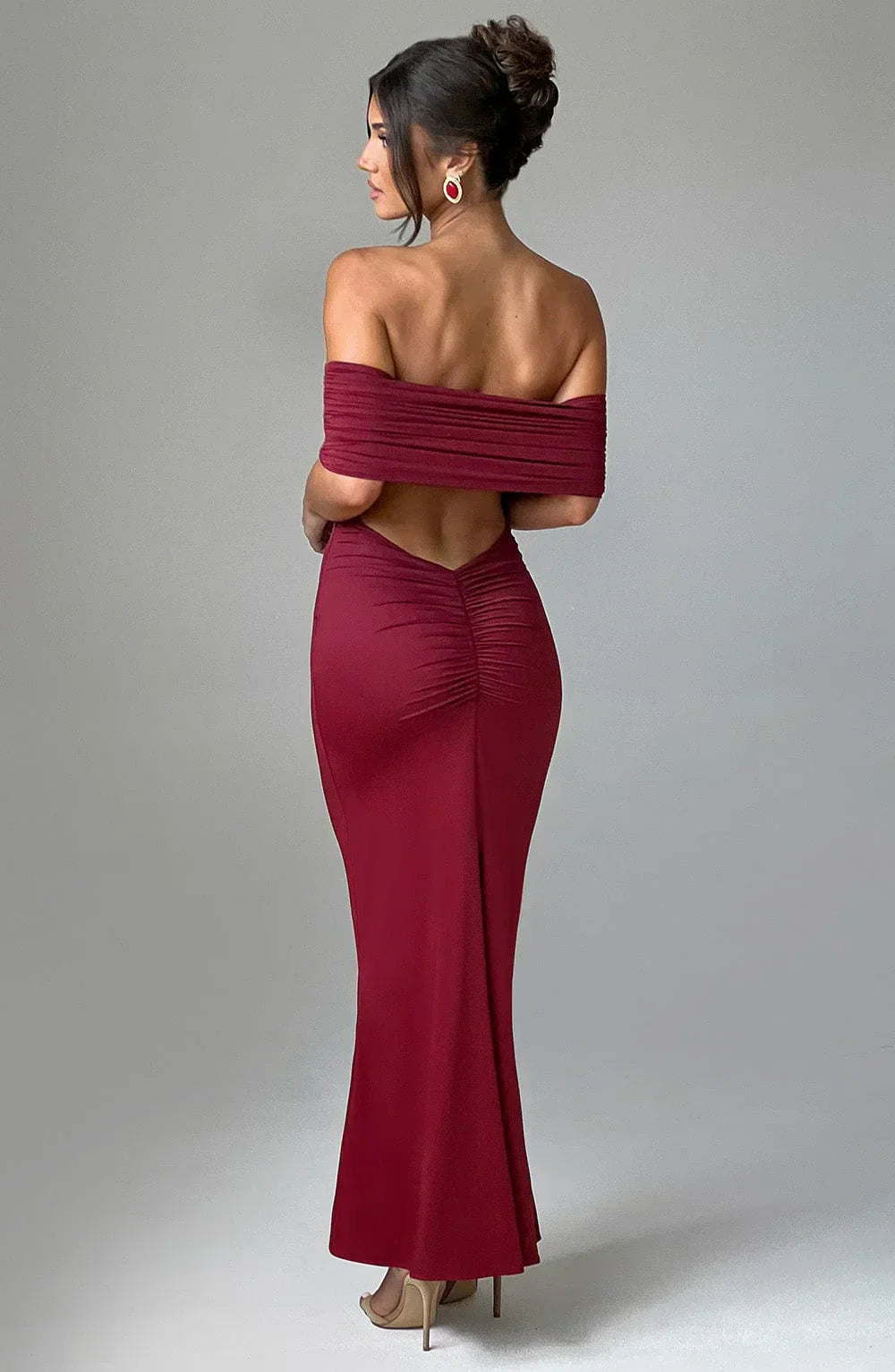 CELINE – OFF-SHOULDER ABENDKLEID