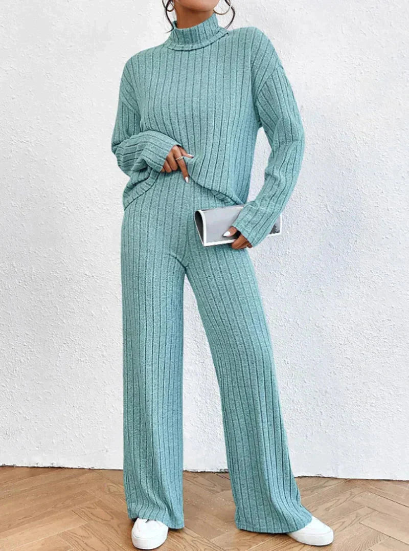 ZELINA ZWEITEILIGES FEINSTRICK-SET – DAMEN-STRICKSET MIT BAUMWOLL-ROLLKRAGENPULLOVER UND TAILLIERTER HOSE