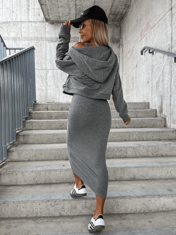 MIRELLA – GRAUES ZWEITEILER-SET AUS BAUMWOLLE MIT OFF-SHOULDER-SWEATER