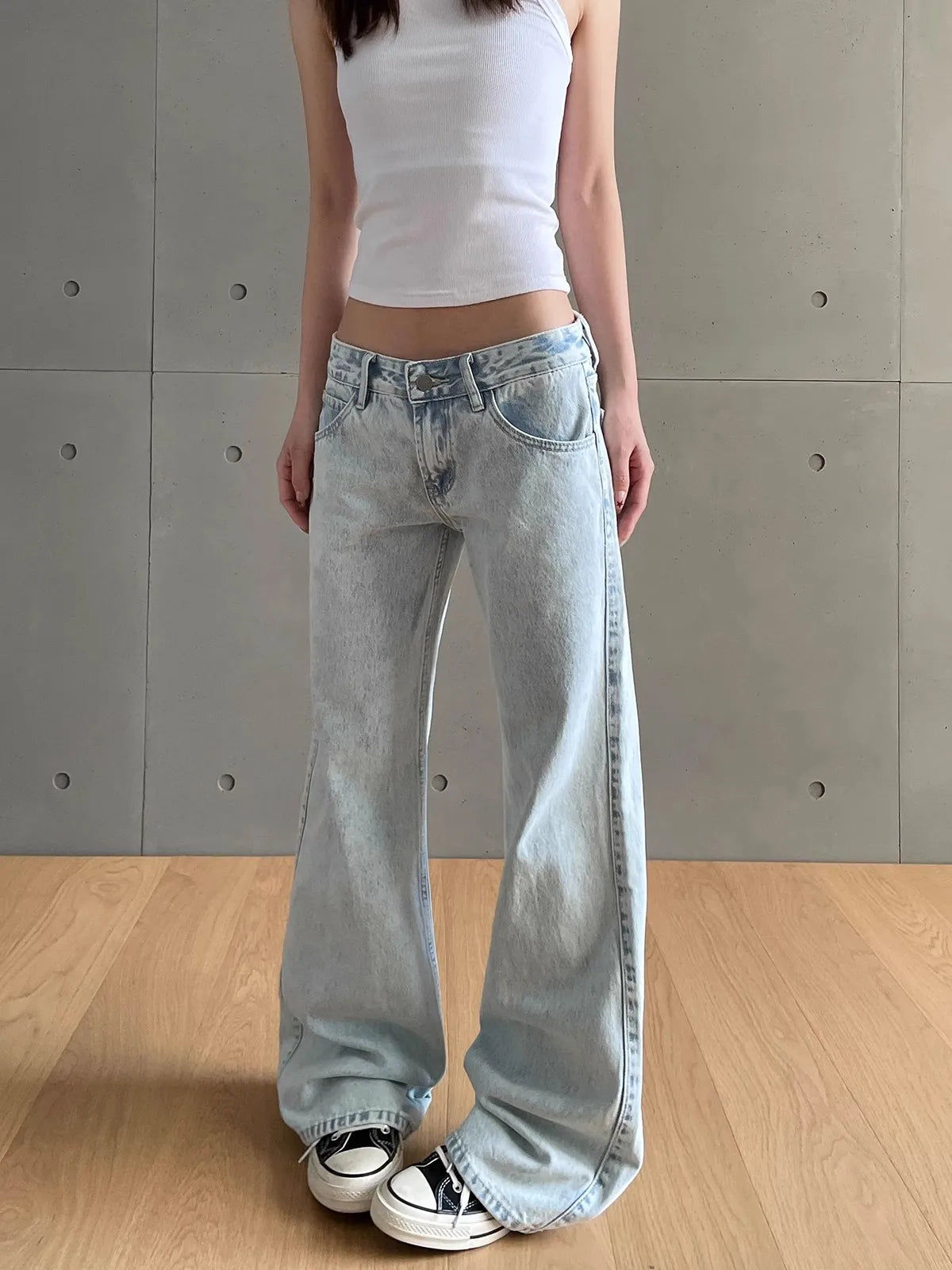 ZADRA JEANS MIT NIEDRIGEM BUND UND TASCHENDETAILS