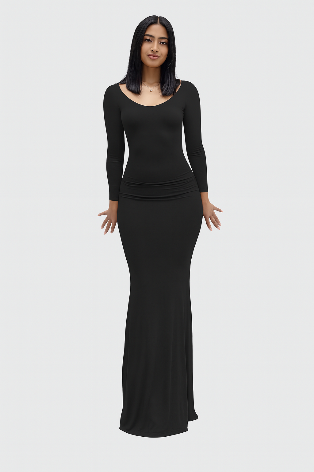 ZARINA – FIGURBETONTES MAXIKLEID MIT SPAGHETTITRÄGERN