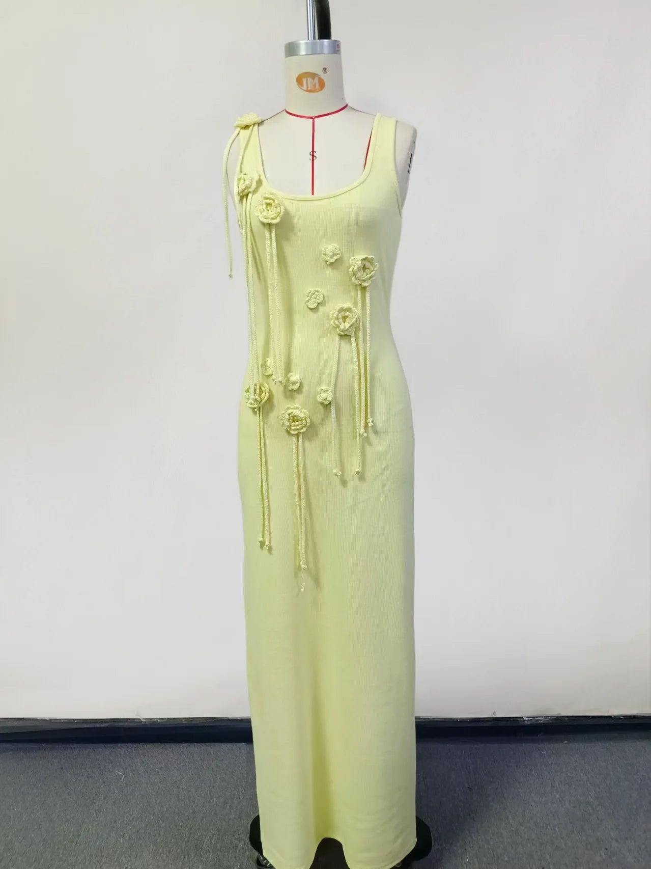 2025 Sommer Neue Strandkleider Frauen Mode 3d Blume schlanker rückenfreier Langkleid Urlaub ärmellose Maxi Körperkinne Kleider 5