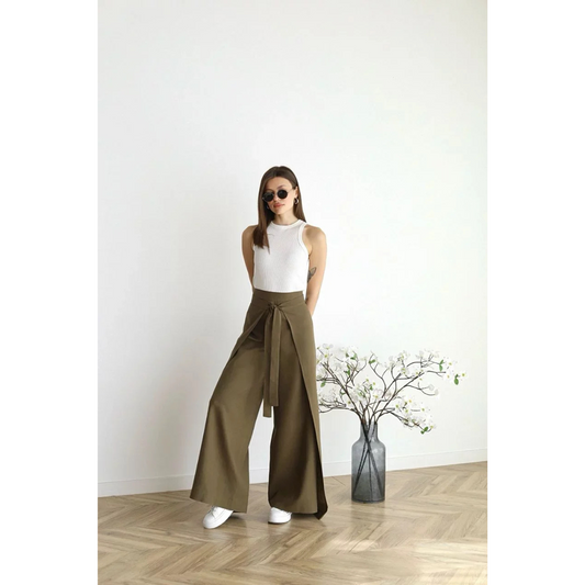 DAMENHOSE MIT SCHÜRZENKRAWATTE