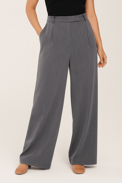 ADA ANZUGHHOSE MIT WEITEM BEIN UND BUNDFALTEN