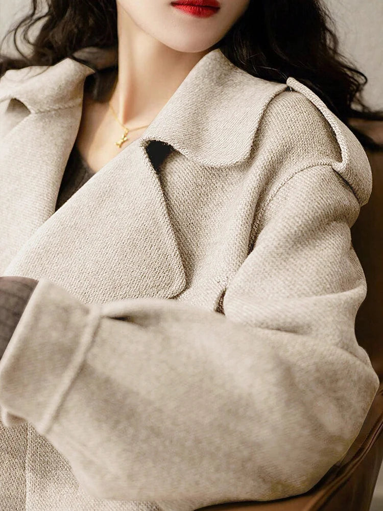 FLORENCIA BOMBERJACKE MIT GÜRTELDETAILS IN BEIGE