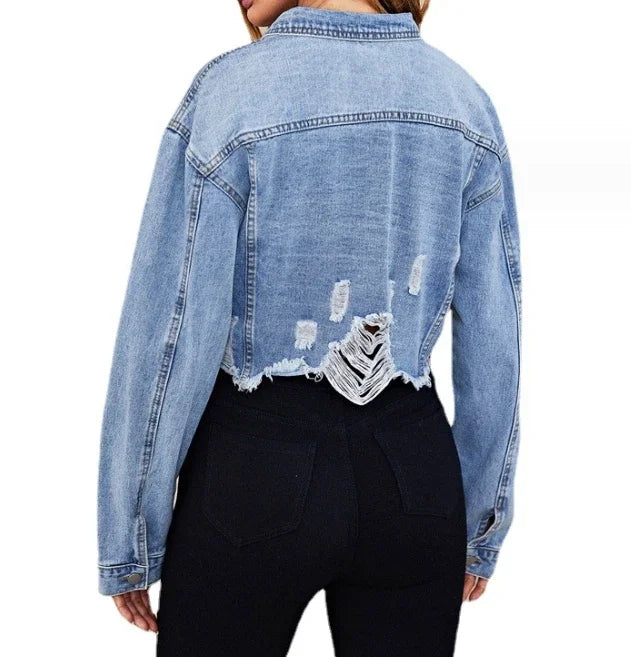 AYLIN JEANSJACKE – CROPPED DESIGN MIT LANGEN ÄRMELN