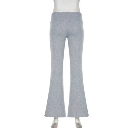 ELVIRA SCHLAGHOSE – GRAUE HIGH-WAIST HOSE MIT STRETCH & Y2K-VIBE