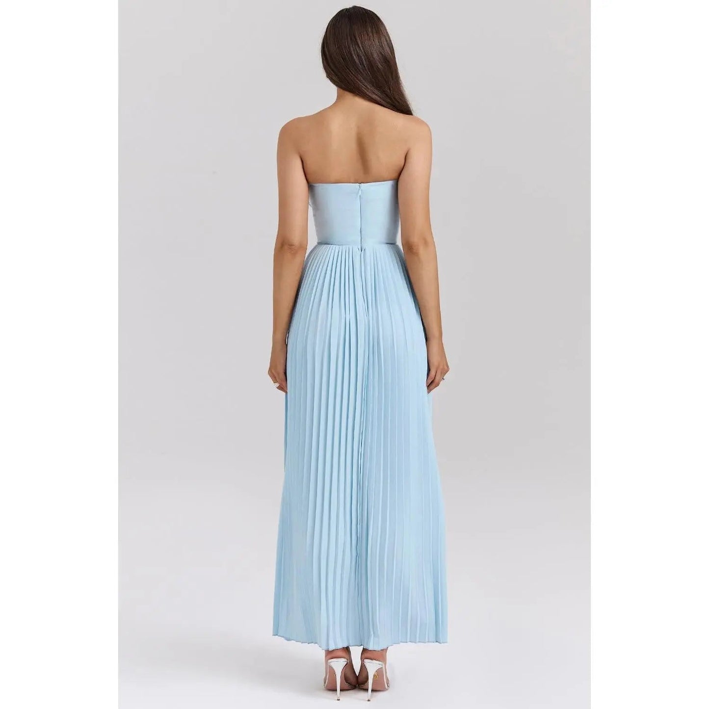 ELVIRA STRANDKLEID – LUXURIÖSES SCHULTERFREIES MAXIKLEID FÜR DAMEN