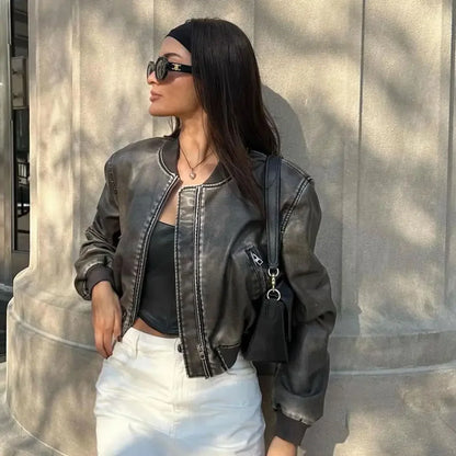 ELENYA BOMBERJACKE – CROPPED STREETSTYLE STATEMENT