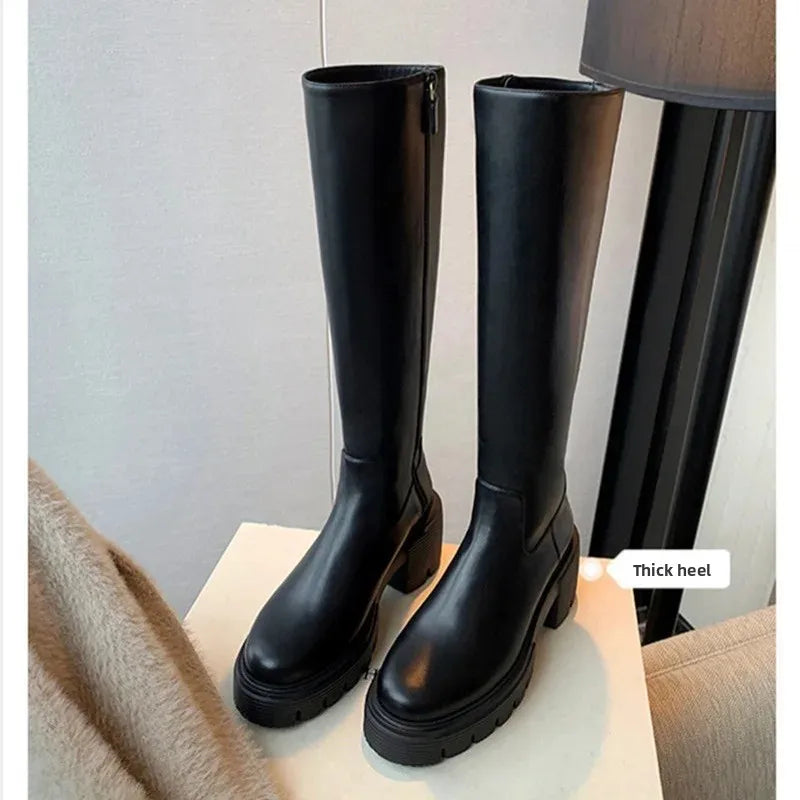 MIRELLA KNEE-HIGH STIEFEL – ELEGANT & WARM