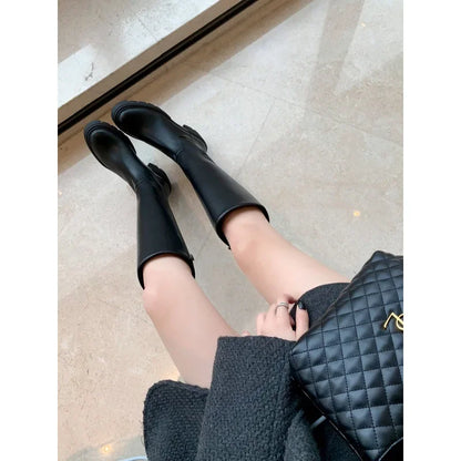 MIRELLA KNEE-HIGH STIEFEL – ELEGANT & WARM