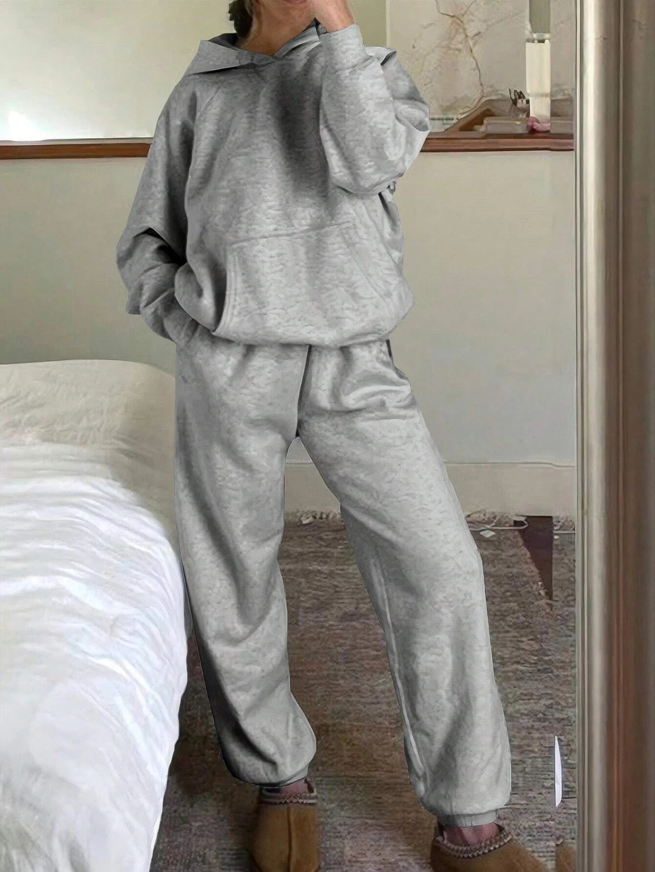 ELENIA HOODIE-SET – 2-TEILIG LOUNGE & STREETSTYLE