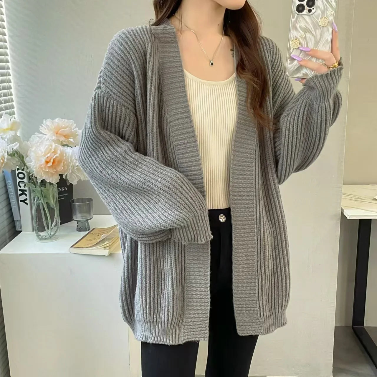 KUSHIRO STRICKJACKE OVERSIZE AUS RIPPSTRICK MIT TASCHEN
