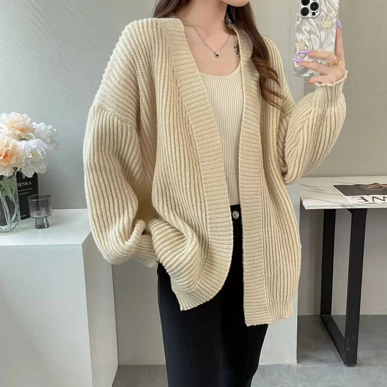 KUSHIRO STRICKJACKE OVERSIZE AUS RIPPSTRICK MIT TASCHEN