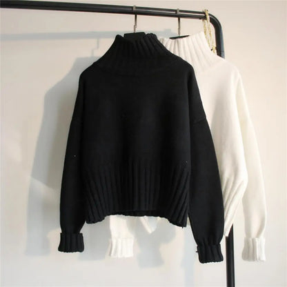 LIVIAN PULLOVER MIT HOHEM KRAGEN