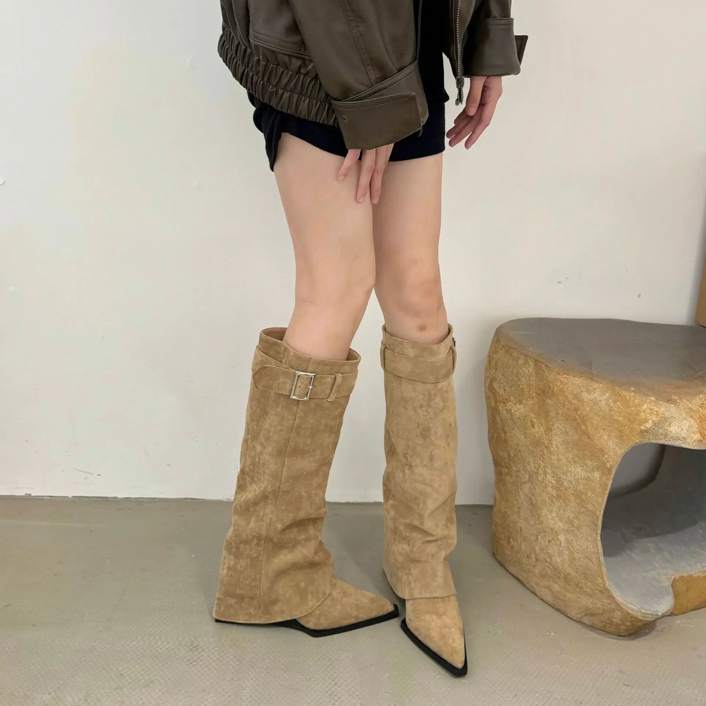 AMELIE KEILABSATZ STIEFEL – ELEGANT & KOMFORTABEL