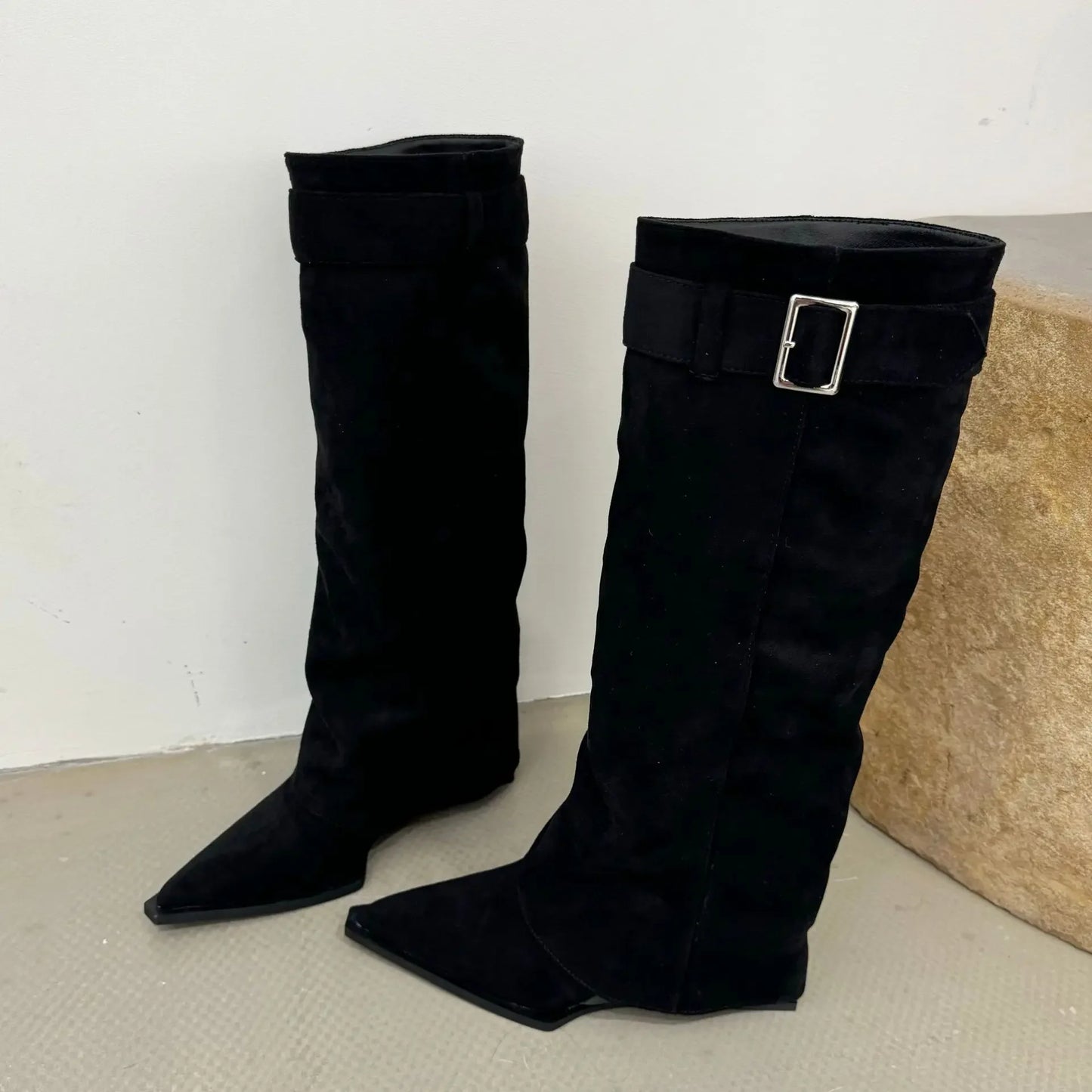 AMELIE KEILABSATZ STIEFEL – ELEGANT & KOMFORTABEL