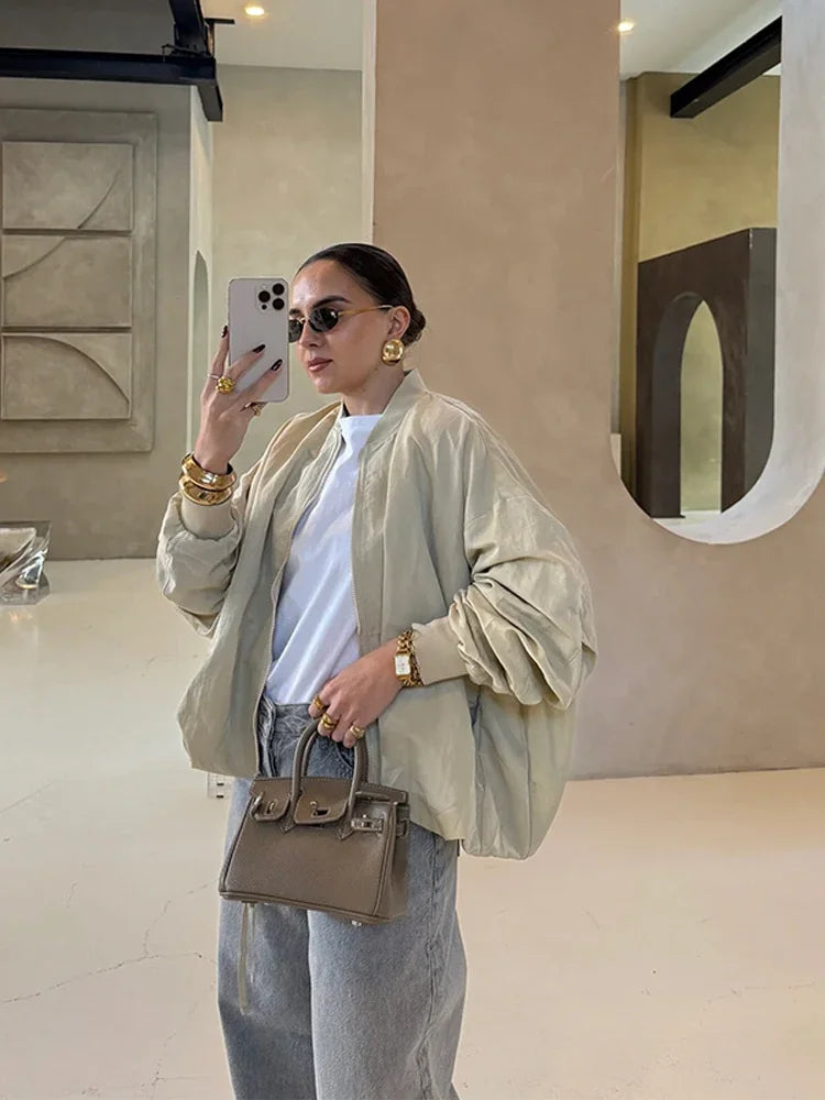MAELLE BOMBERJACKE MIT STEHKRAGEN – KHAKI & OVERSIZED