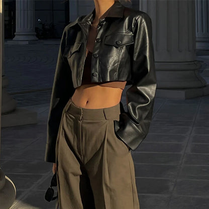 KIMBERLY KUNSTLEDERJACKE – CROPPED DAMENJACKE MIT KNÖPFEN & KRAGEN